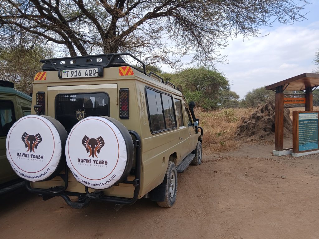 Safari jeep rafiki tembo tours at tarangire gate